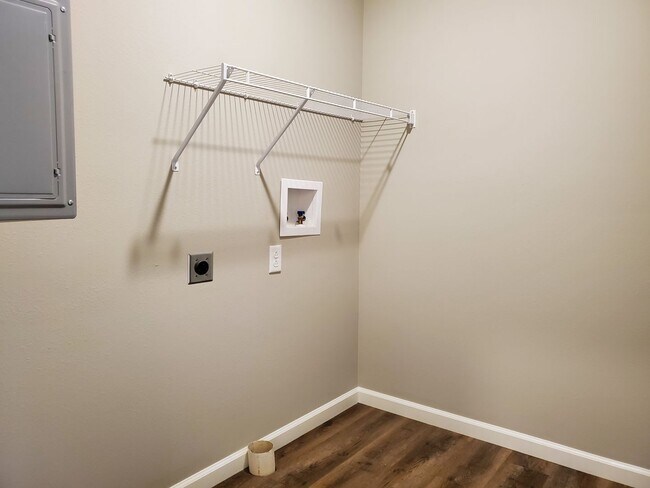 Foto del edificio - 142 Cane Creek Ln