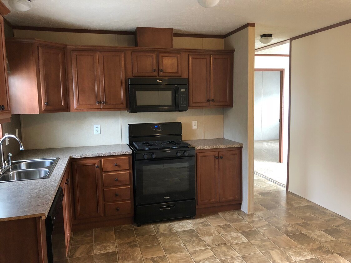 Foto principal - 1835 Aldrin Ct