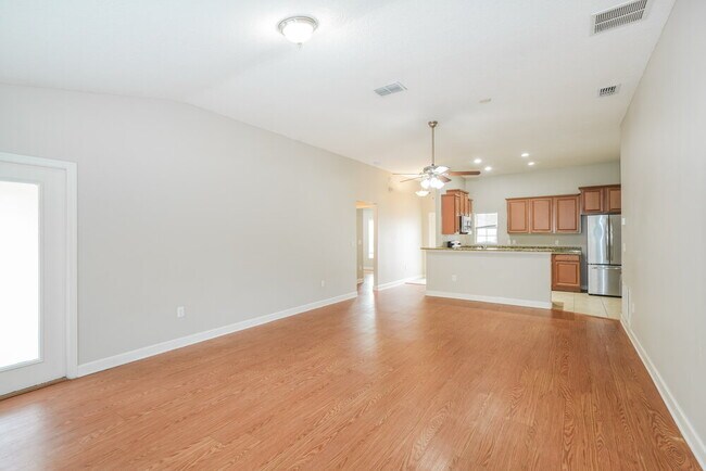 Building Photo - 12912 White Bluff Rd