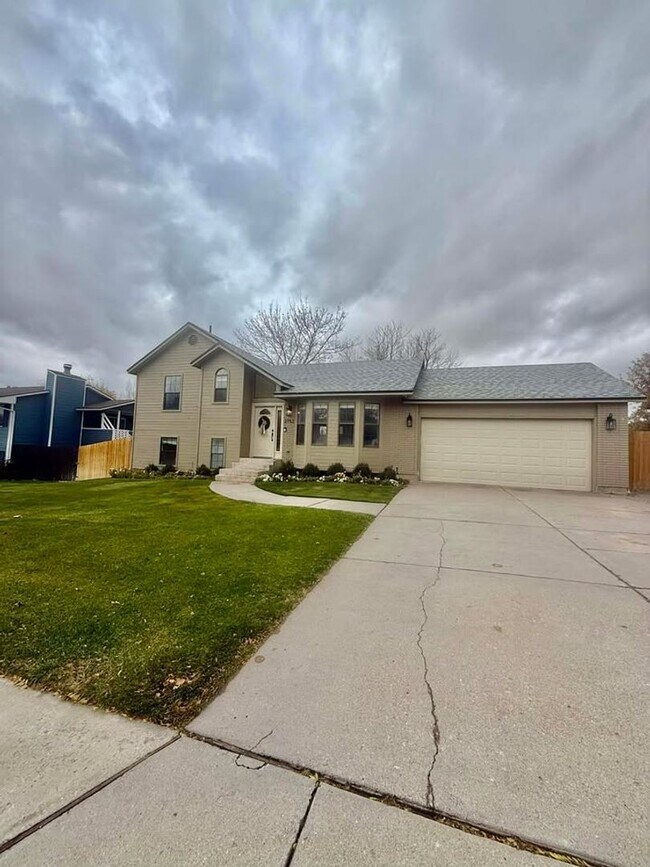 Foto del edificio - Updated Highland Area Home for Rent