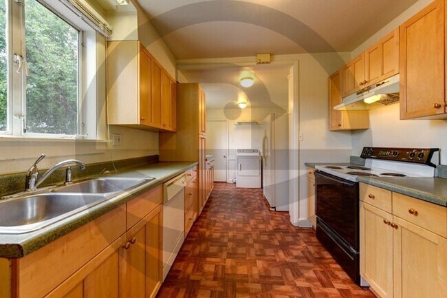 Foto del edificio - 934 Spruce St