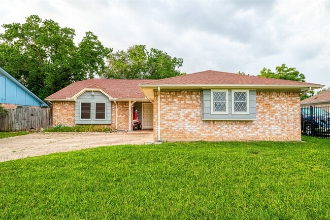 Building Photo - 9318 Benning Dr