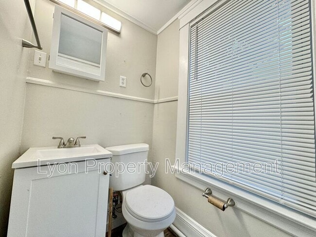 Building Photo - 545 Smithfield Rd