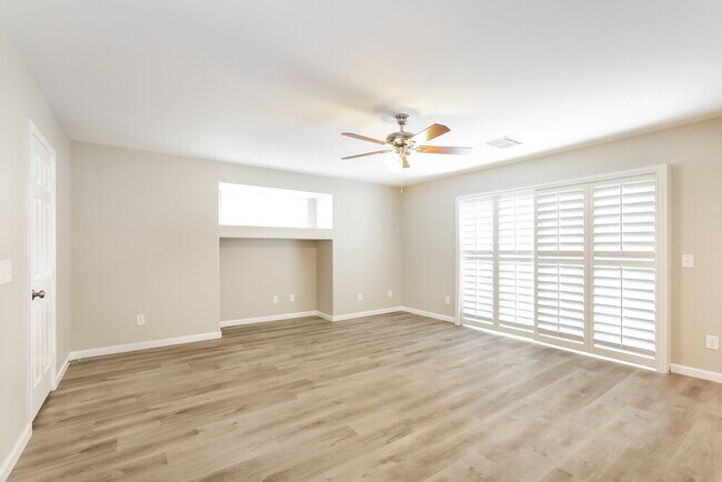 Foto del edificio - 10053 Basalt Hollow Ave