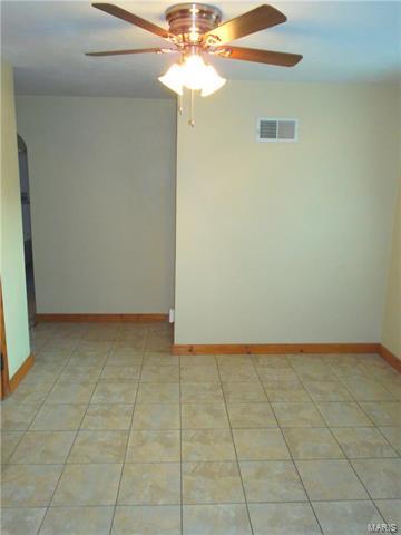 Foto del edificio - 2100 E Main St