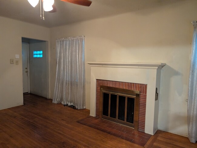 Building Photo - 14248 Friar St