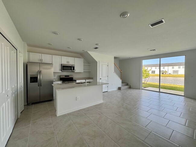 Building Photo - Newly Built 3-Bedroom Home with Spacious L...