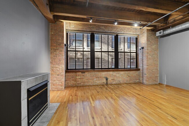 Building Photo - 732 S Financial Pl