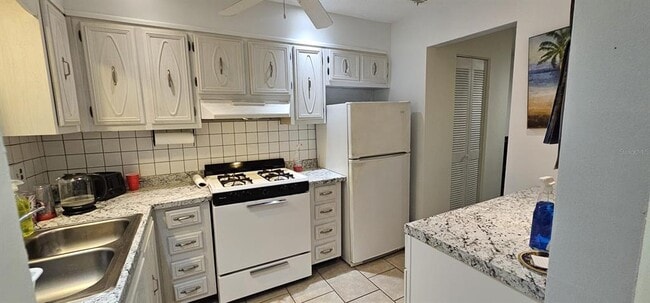 Foto del edificio - 5357 81st St N