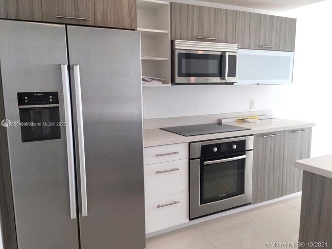 Foto del edificio - 6700 Indian Creek Dr