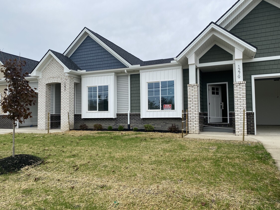 Primary Photo - 1279 Huber Dr