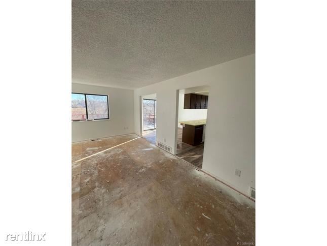 Building Photo - 4 br, 2 bath House - 3146 i S Ensenada Way