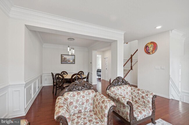 Foto del edificio - 43250 Mitcham Square