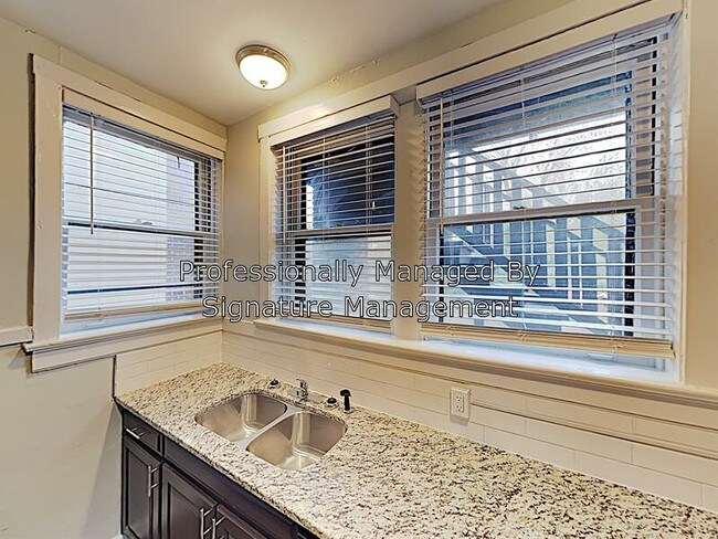 Foto del edificio - 2111 Eastern Pkwy
