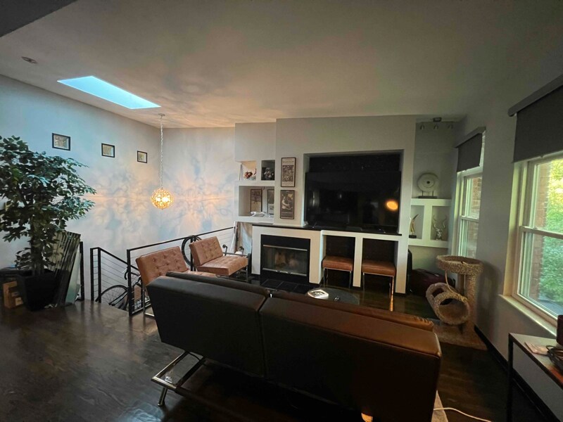 2118 St James Ave Unit 4, Cincinnati, OH 45206 Condo for Rent in