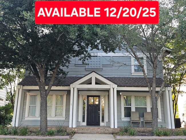 Building Photo - 1725 Harvey Mitchell Pkwy S