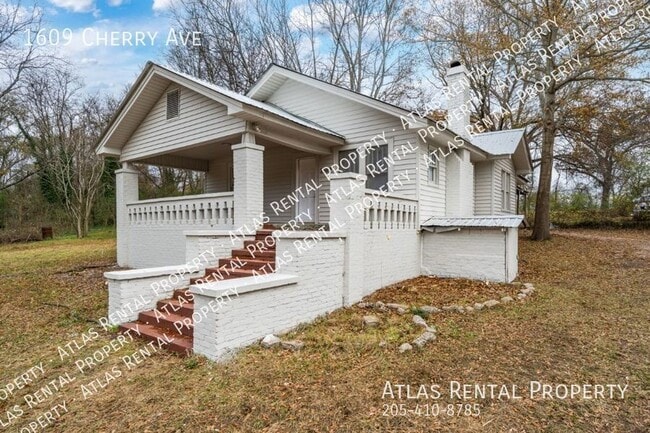 Building Photo - 1609 Cherry Ave