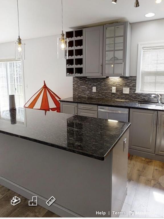 Foto del edificio - 883 St Albert the Great Dr.