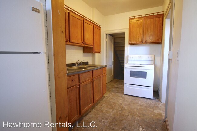 Foto del edificio - 2 br, 1 bath House - 434 Belmont Avenue