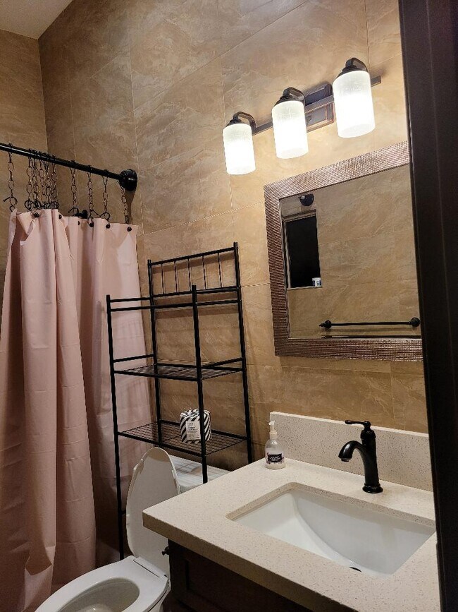 bathroom - 7092 Kalanianaole Hwy