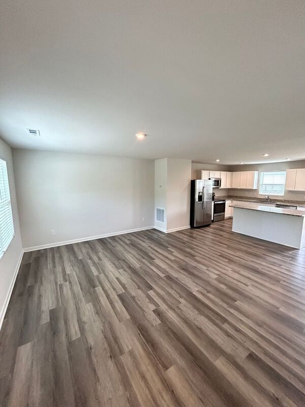 Foto del edificio - 2625 Coffenberry Ln