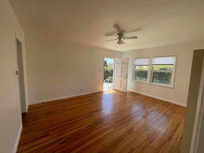 Foto del edificio - 1785 S Marvin Ave