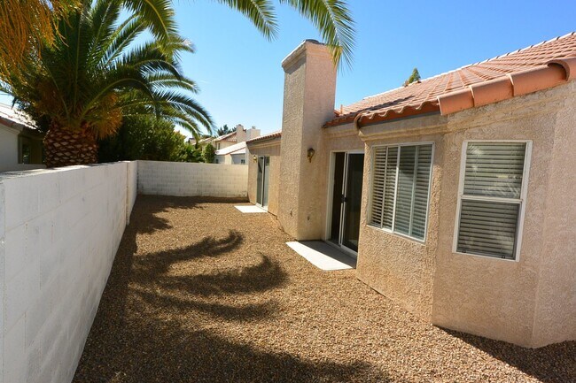 Foto del edificio - 3 Bed/2 Bath Single Story Home in Guard Ga...