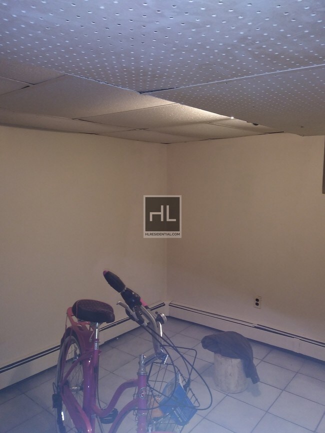 Building Photo - 63 DRIVE