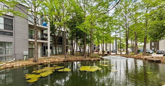 Foto del edificio - Mylo Apartment Homes