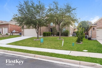 Building Photo - 2204 Oak Valley