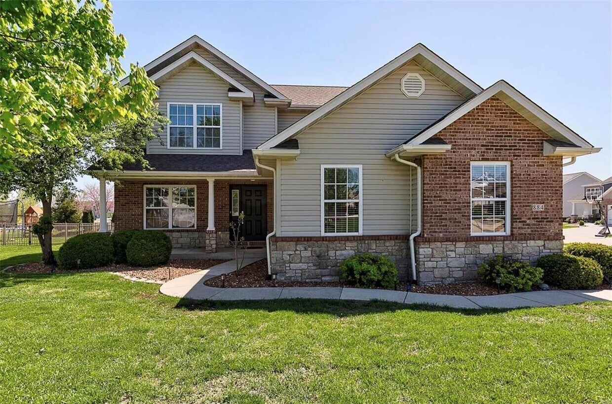 Foto principal - 884 Allenbrook Ave