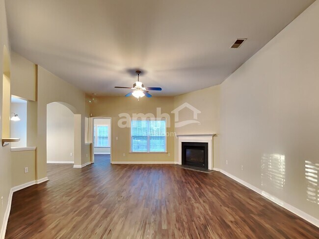 Foto del edificio - 106 Blue Beech Ct