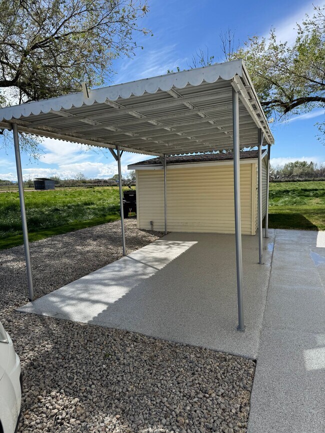 Foto del edificio - 5193 S 4700 W