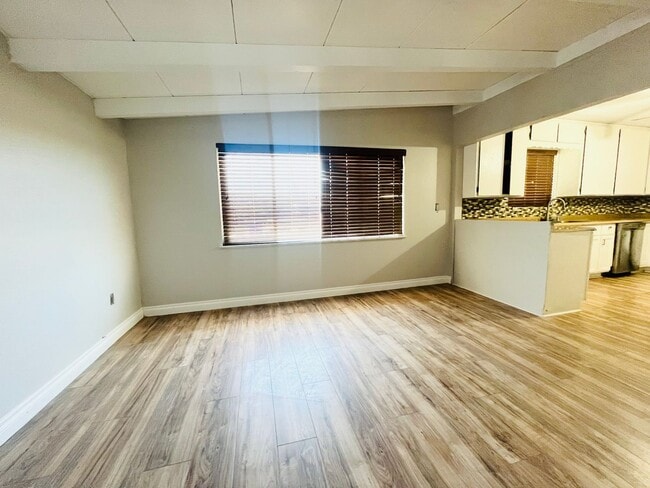 Building Photo - 34476 Western Dr