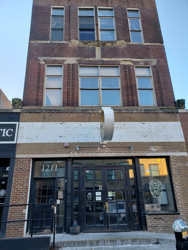 Foto del edificio - 1211 Howard St