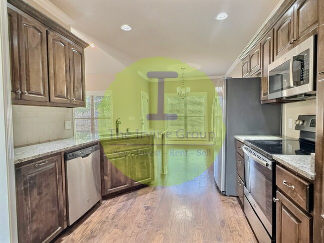 Building Photo - 4/2 home in Deatsville! Move in ready!