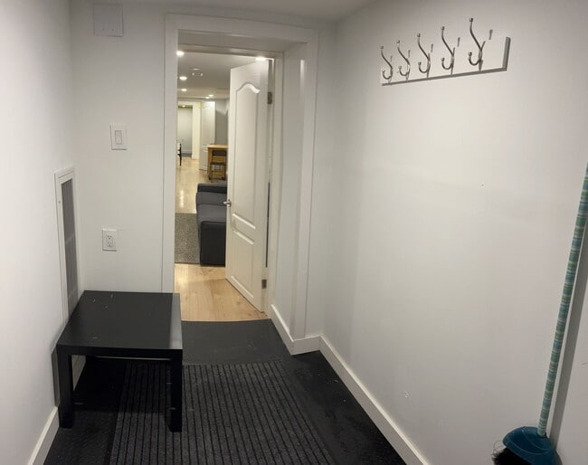 Building Photo - 103 Campbell Av