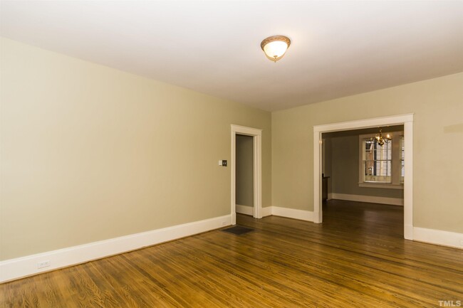 Building Photo - 1312 Wake Forest Rd