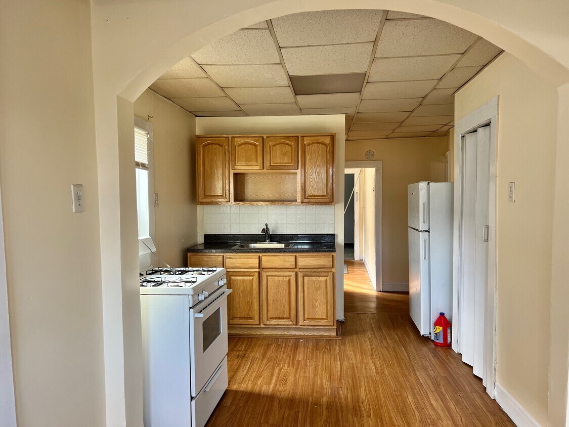Primary Photo - 312 Harrison Ave