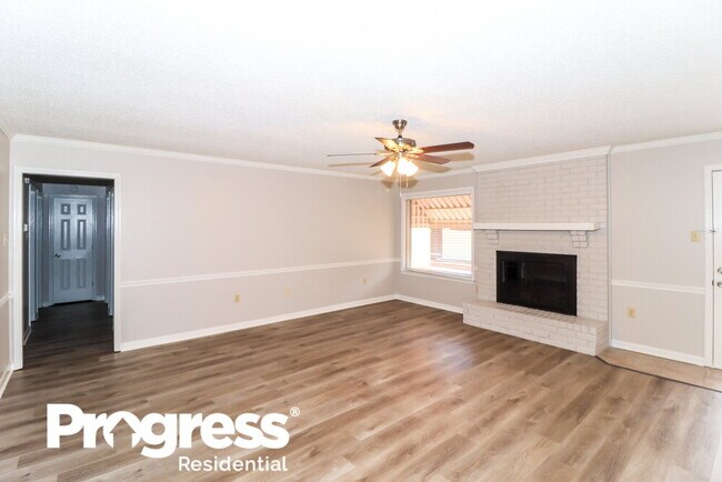 Building Photo - 7938 Quito Rd