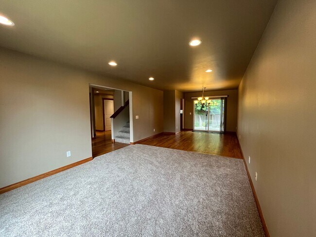 Foto del edificio - 1661 Fruitland Dr