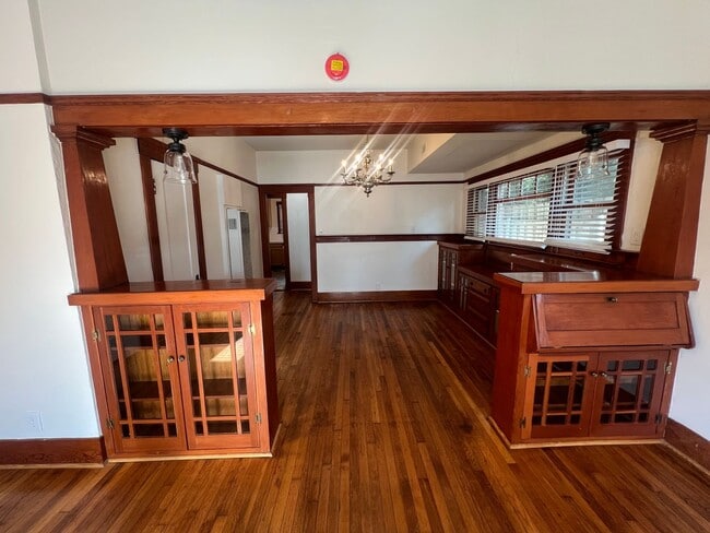 Building Photo - Charming 1 bed/1 bath unit in Golden Hills