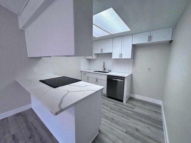 Foto del edificio - 10431- 10433 El Mercado Drive