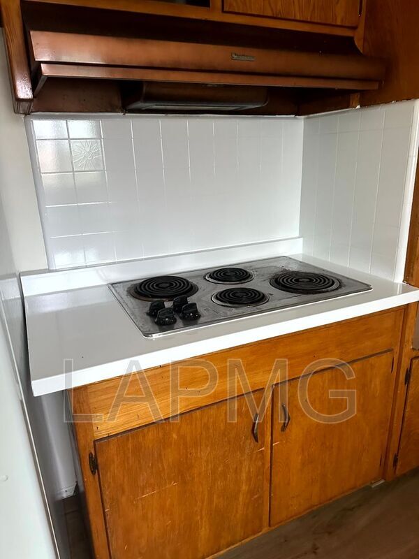 Foto del edificio - 2272 White St