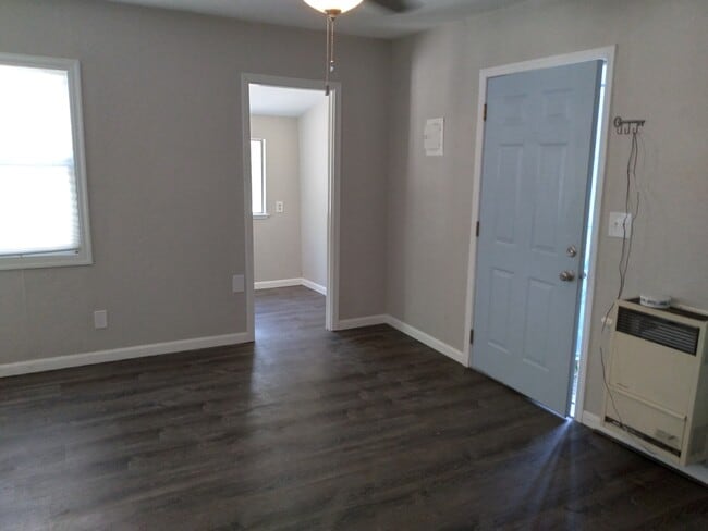 Building Photo - 3165 Del Paso Blvd