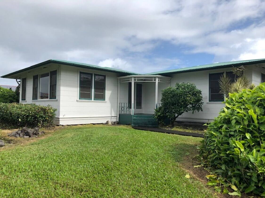 Foto principal - 4BR/2BA Charming Home in Hilo
