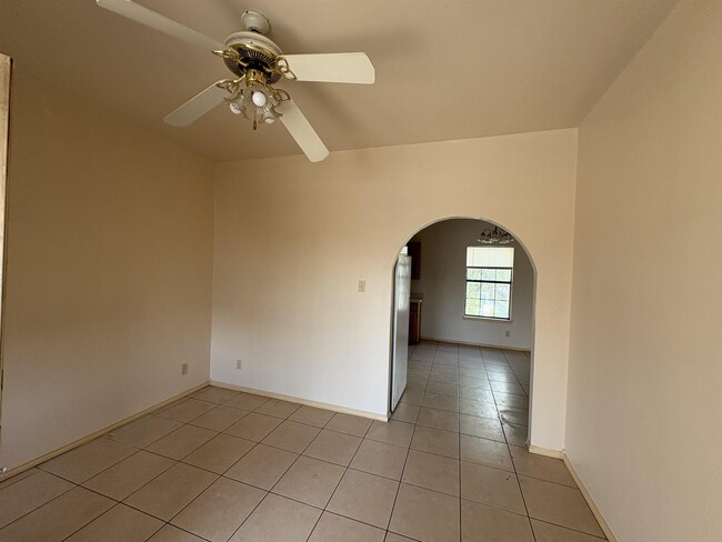Building Photo - 4419 Springfield Ave