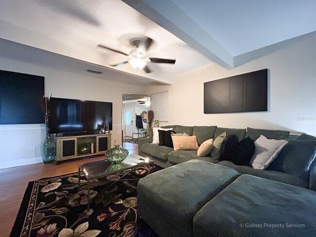 Foto del edificio - 1814 NW 39th Ave