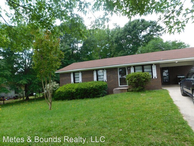 Building Photo - 3 br, 1 bath House - 122 Barnesville Road