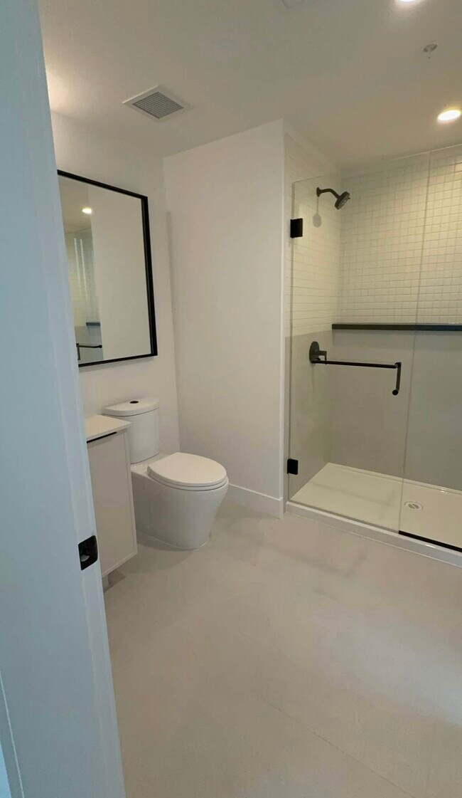 Photo du bâtiment - 3055 Murray St